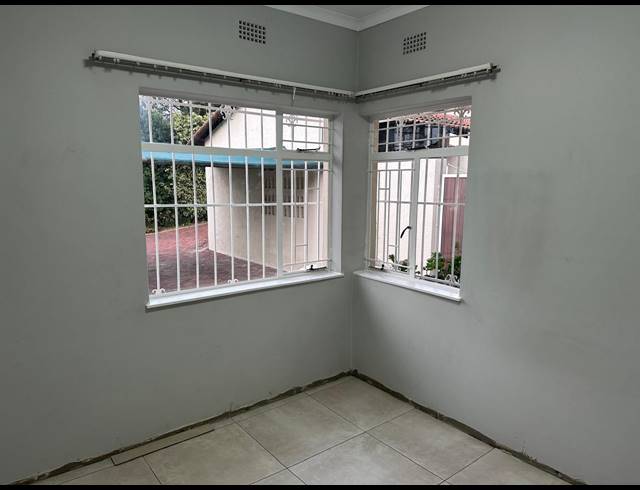 3 BEDROOM TOWNHOUSE TO LET IN STRATHAVON